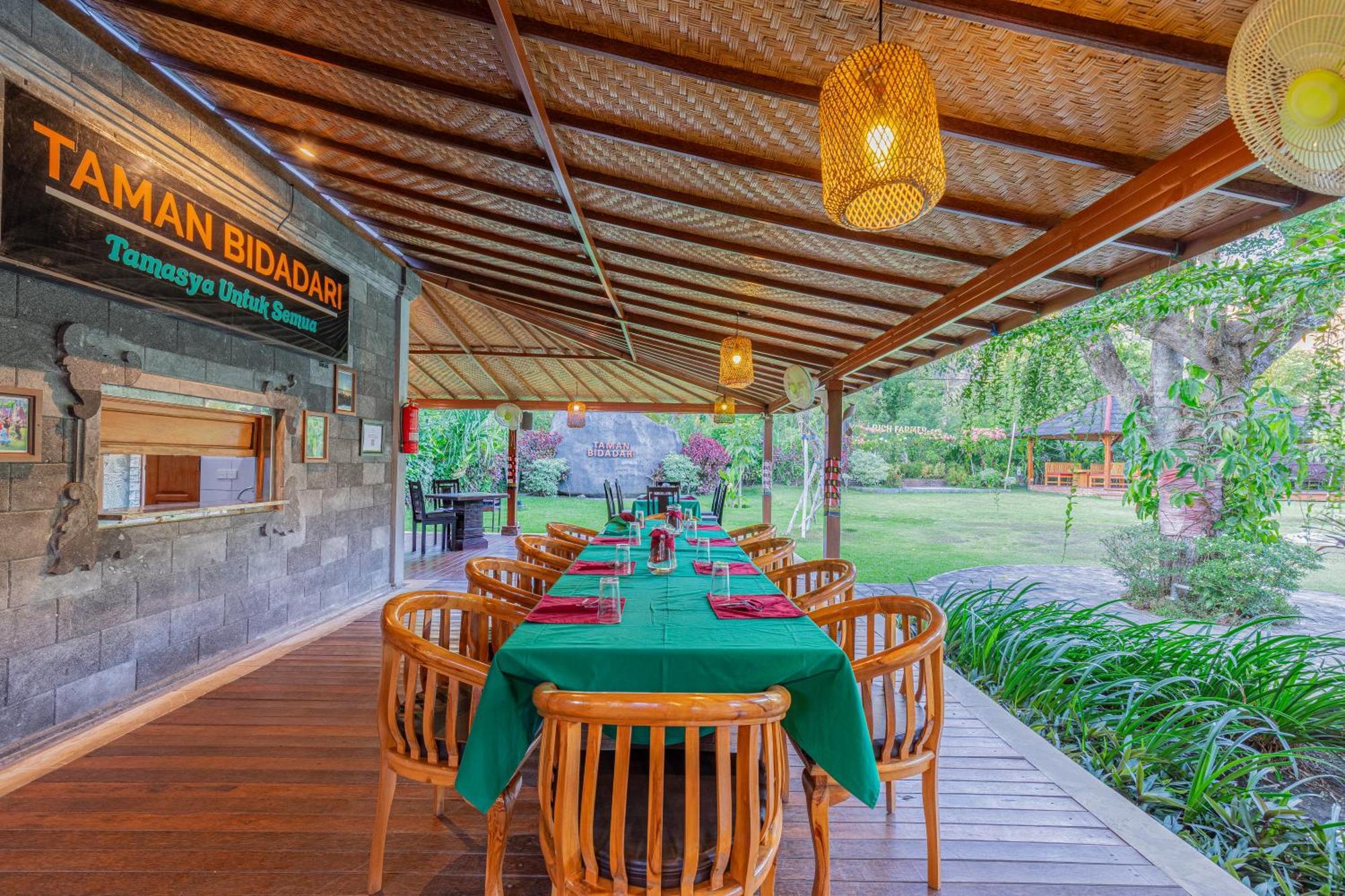 Hotel Taman Bidadari Eco Wellness Pemuteran Exterior foto